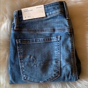 NWT American eagle size 8 hi rise jegging crop